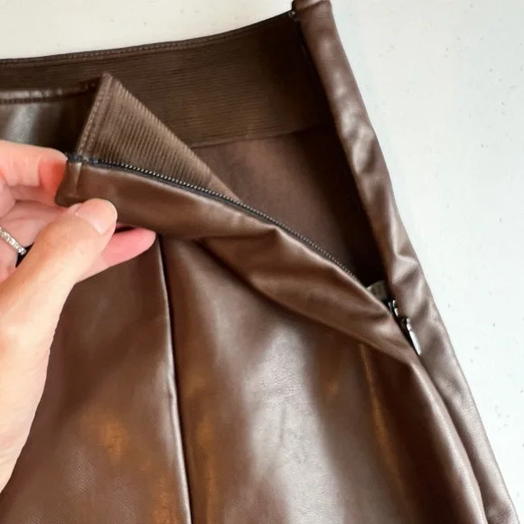 Abercrombie & Fitch Vegan Leather Pants - Brown Flare - Picture 10 of 11